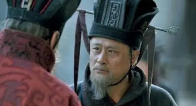 荀彧一生都忠于汉室，那么他为什么不选择投靠刘备？